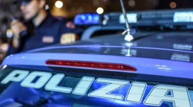 Roma, rapina in centro commerciale: tutti i dettagli