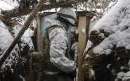 Fanteria d'arresto ucraina nel camminamento