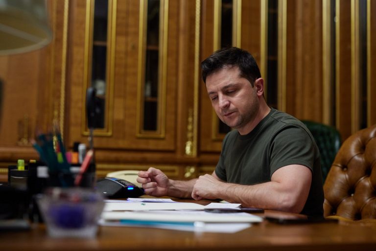 Il presidente ucraino Volodymyr Zelensky