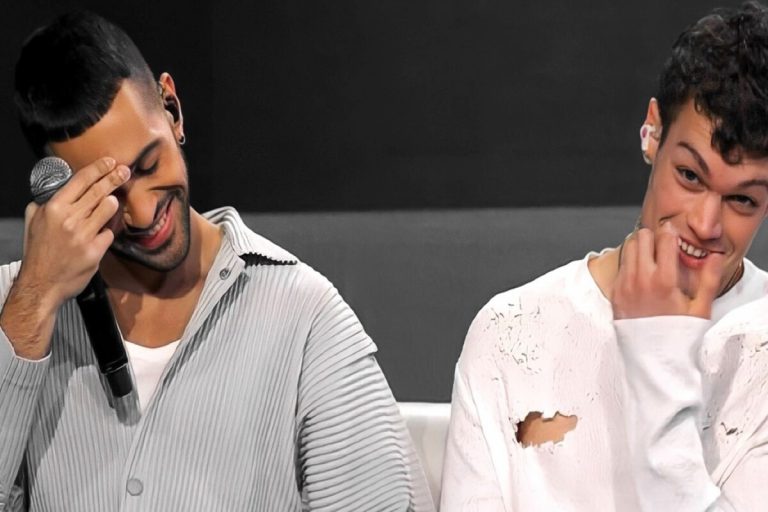 Blanco abbraccio Mahmood