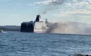 Incendio traghetto Grecia