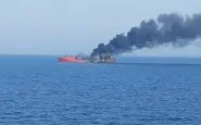 Nave giapponese colpita da un missile
