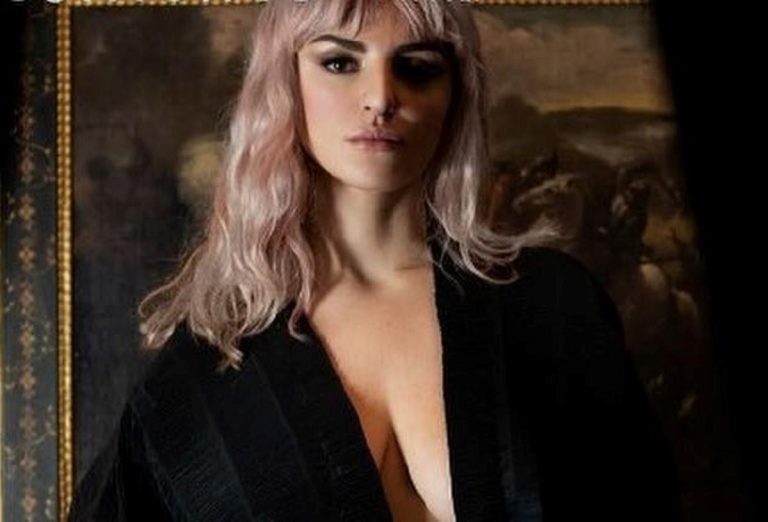 Arisa sulla copertina di Flewid