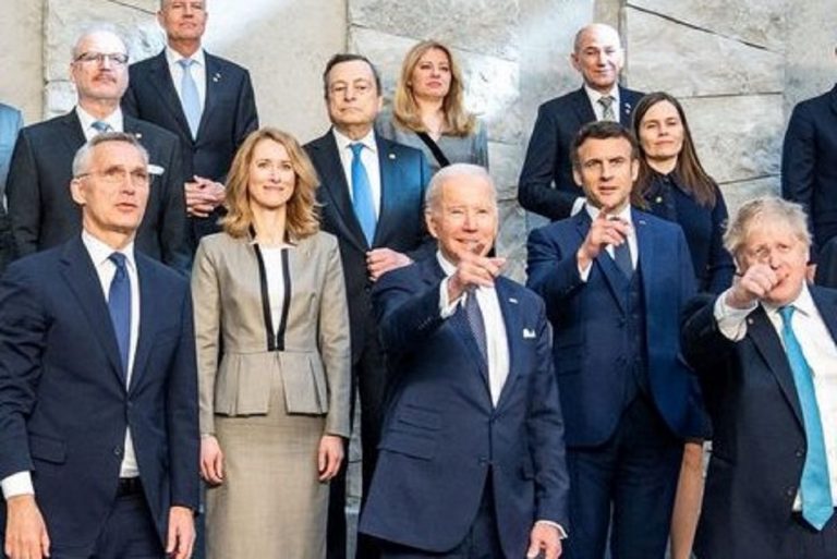 Joe Biden e i premier europei al vertice Nato