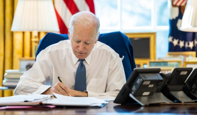Biden Varsavia