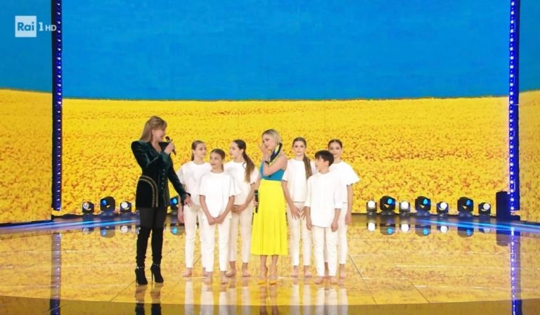 Cantante mascherato Ucraina