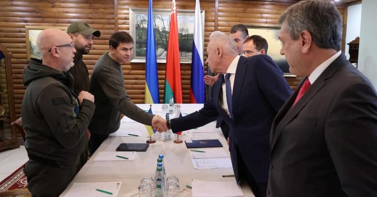 I colloqui a Brest fra ucraini e russi