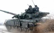 Un carro T 90 russo con corazza dinamica