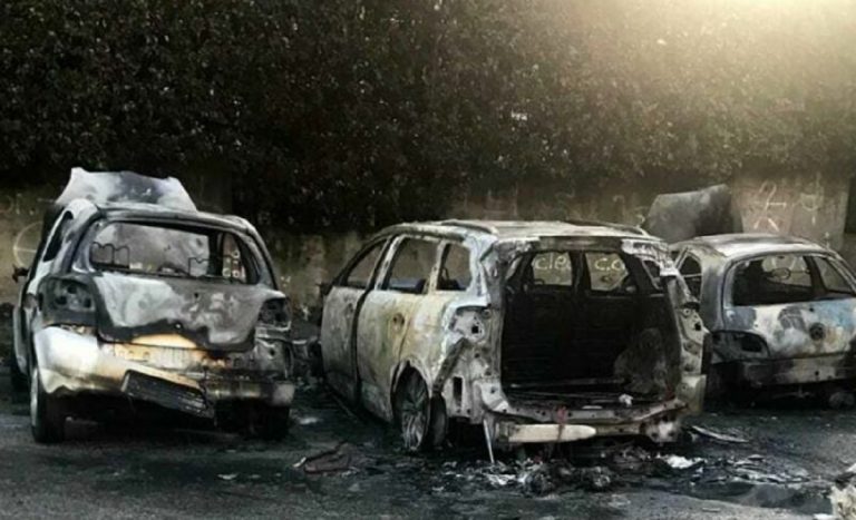 incendio auto roma