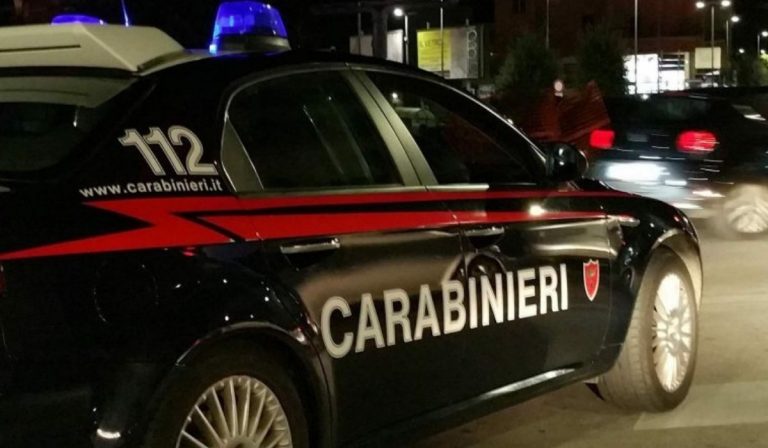 Lentini donna accoltellata