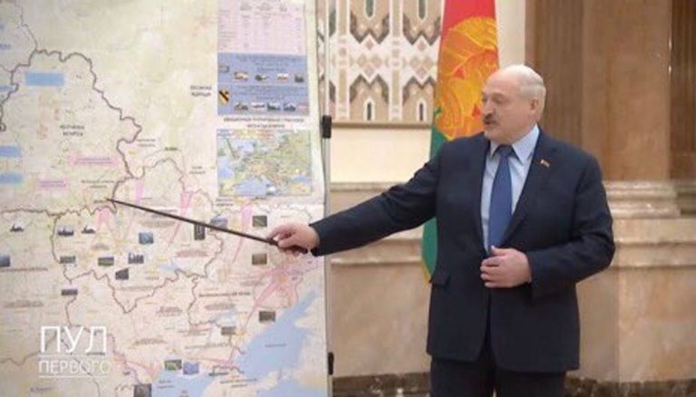 Lukashenko illustra i presunti piani di guerra di Putin