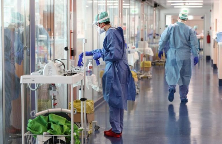 Medici al lavoro