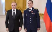 Vladimir Putin con un suo generale divisionale