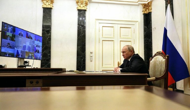 Russia a rischio default, oggi scade il debito