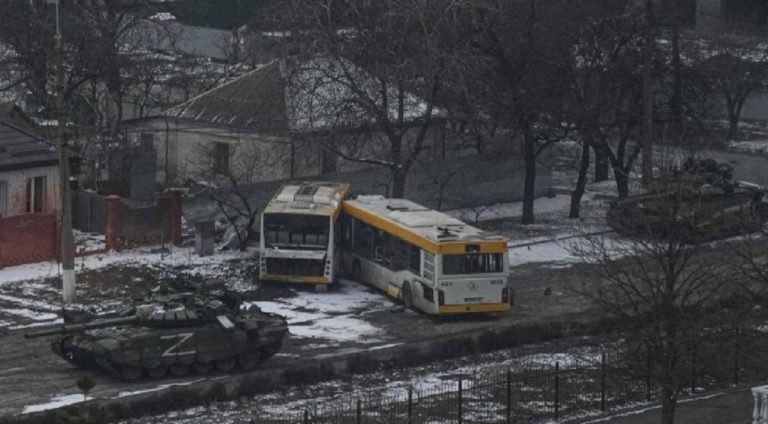 Russia scorte cibo