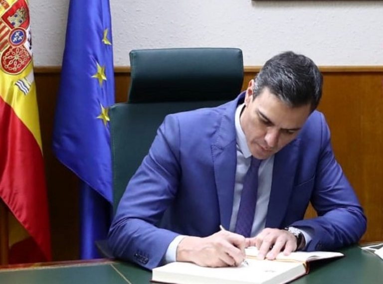 Il premier spagnolo Pedro Sanchez
