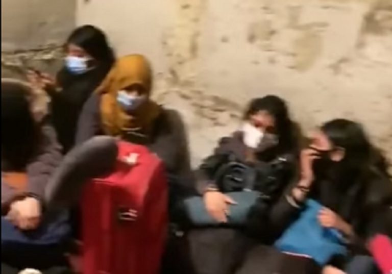 Gli studenti indiani negli scantinati di Sumy