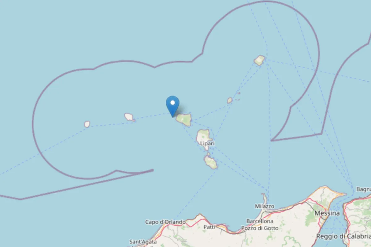 terremoto isole eolie