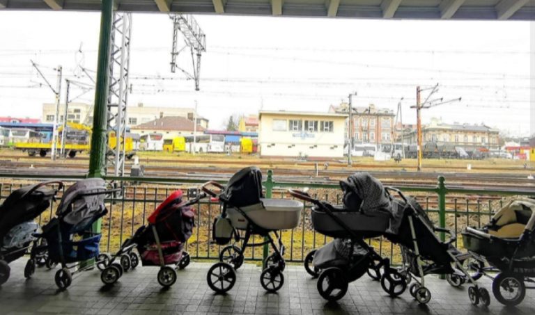 Mamme polacche passeggini