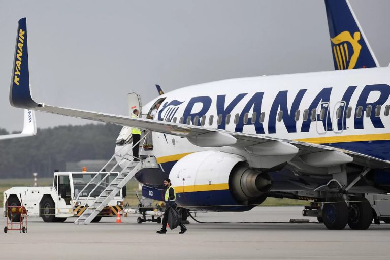 volo ryanair valencia napoli
