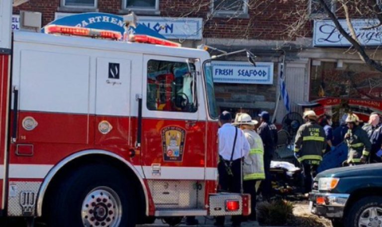 suv contro ristorante
