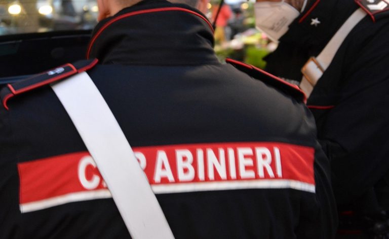 Dopo il terribile episodio sono intervenuti i Carabinieri