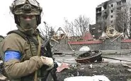 Una Liberazione con ilo nodo armi all'Ucraina