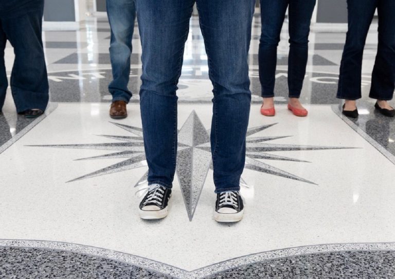 Il pavimento del famoso atrio a Langley, sede della Cia