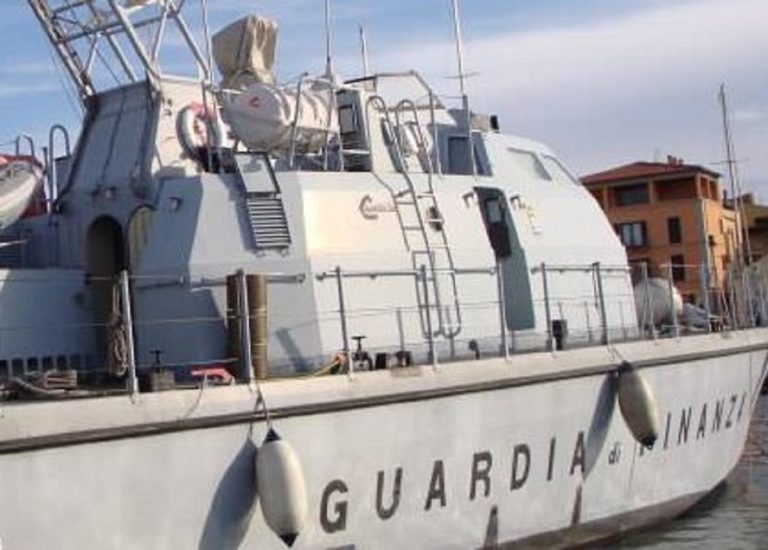 Nelle ricerche di Raimondo impegnata anche una motovedetta della Gdf