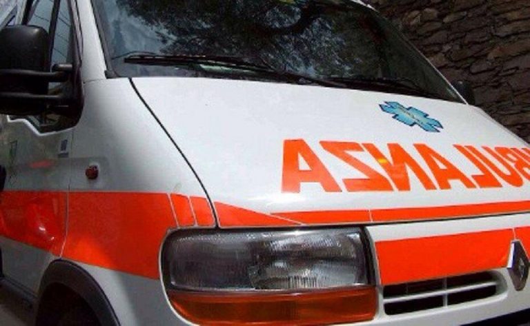 Inutili i soccorsi per la donna investita
