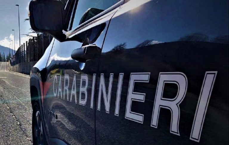 Trovato cadavere a Reggio Emilia: indagano i Carabinieri