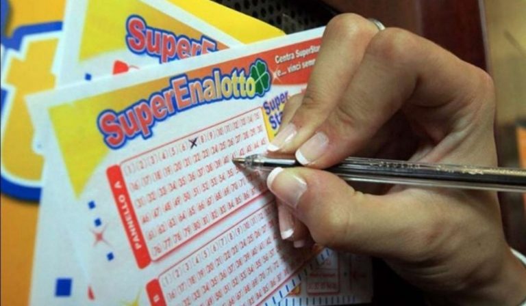 SuperEnalotto 26 aprile 2022