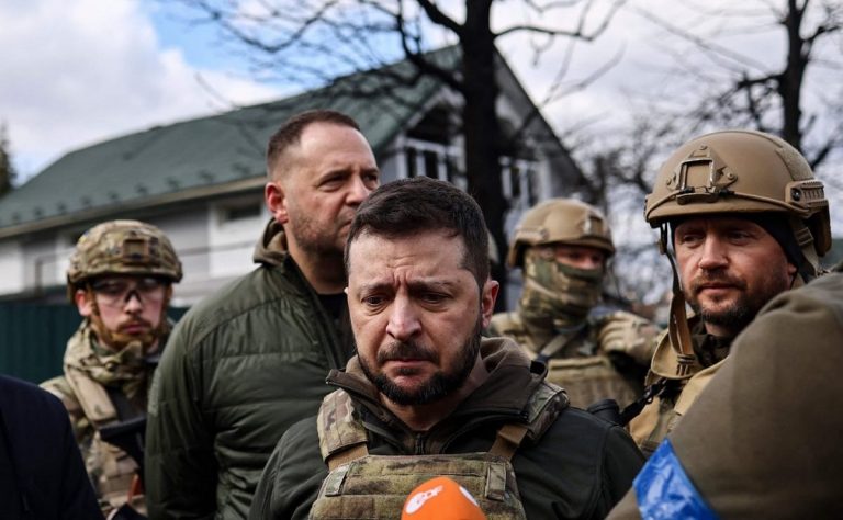 Volodymyr Zelensky a Bucha