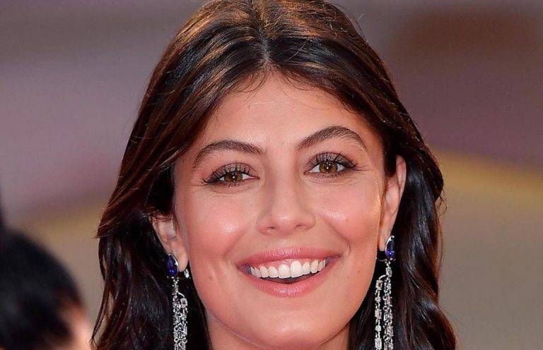 Alessandra Mastronardi