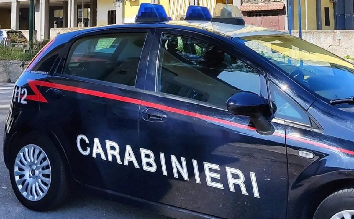 Sul grave fatto indagano i Carabinieri