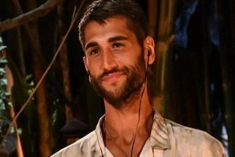 Isola naufrago contro jeremias