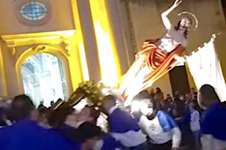 statua cristo risorto Ispica