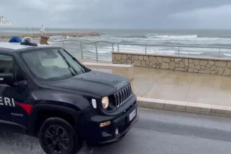 siracusa bimbo morto