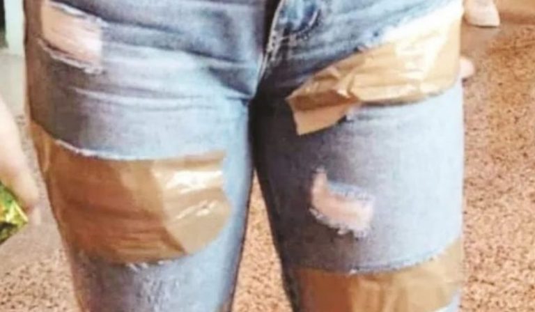 Cosenza vicepreside alunna jeans