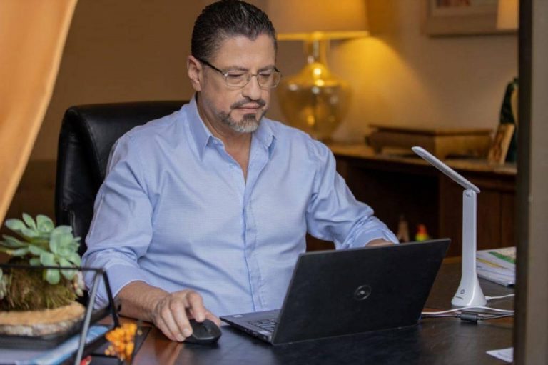 Il presidente costaricano Chavez