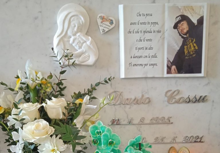 La tomba di Dario Cossu