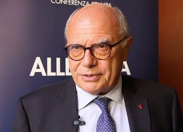 Il professor Massimo Galli