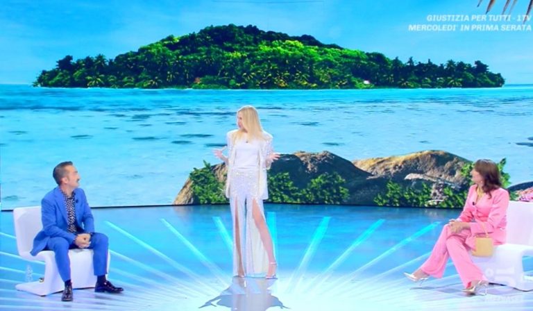 Isola Famosi look Blasi