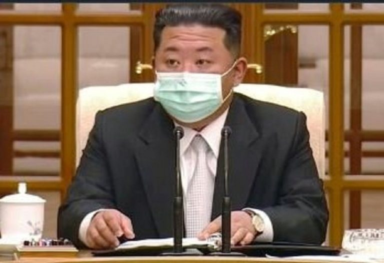 Il leader nord coreano Kim Jong-un
