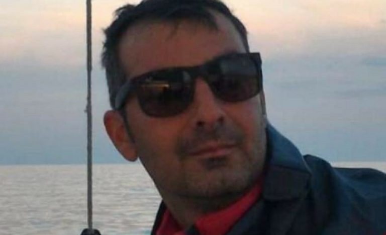 Tragico incidente a Livorno: Massimo Patelli perde la vita a 51 anni durante una regata
