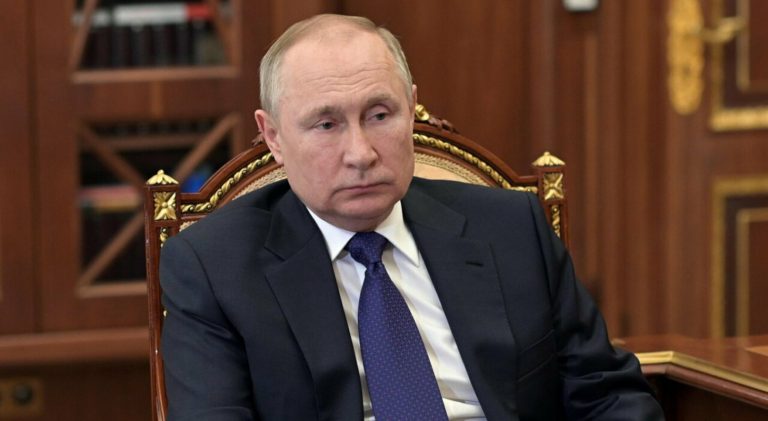 funzionaria usa putin odore