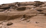 Una porta su Marte? Che cosa ha fotografato il rover Curiosity