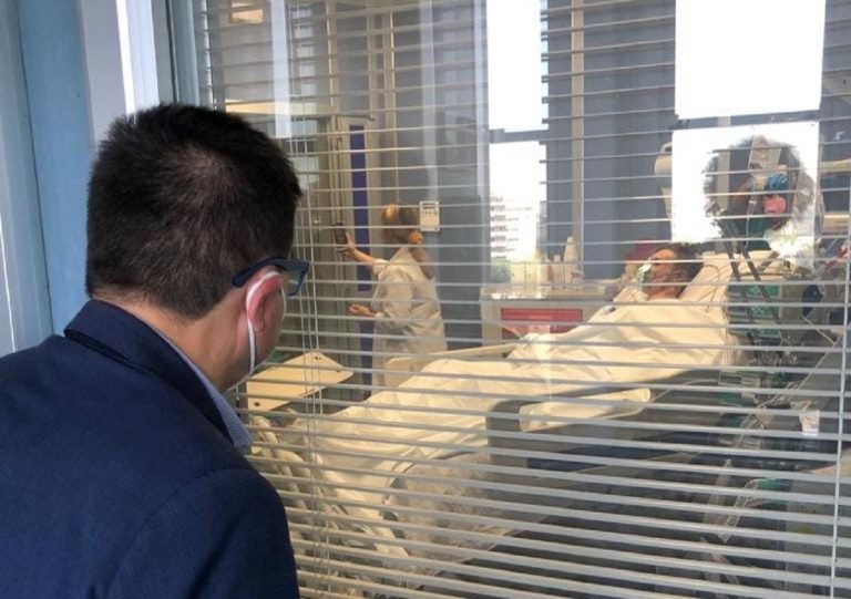 Vadim nel suo letto e l'assessore D'Amato