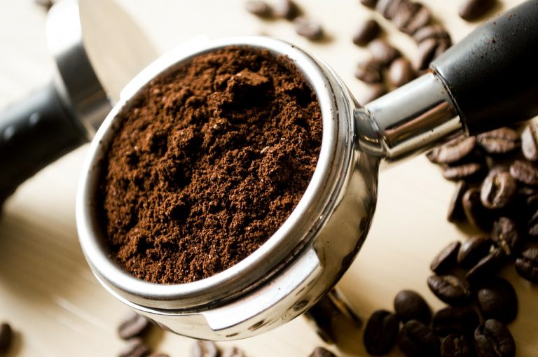 Carovita, aumenta anche il prezzo del caffè