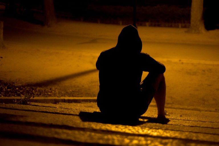 Aumento massiccio dei suicidi fra giovani per il covid